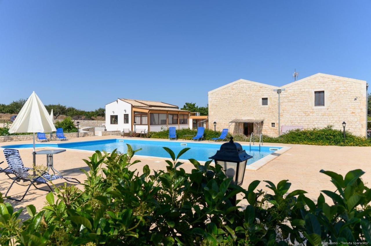 Agriturismo Tenuta Sparaceto Módica Exterior foto